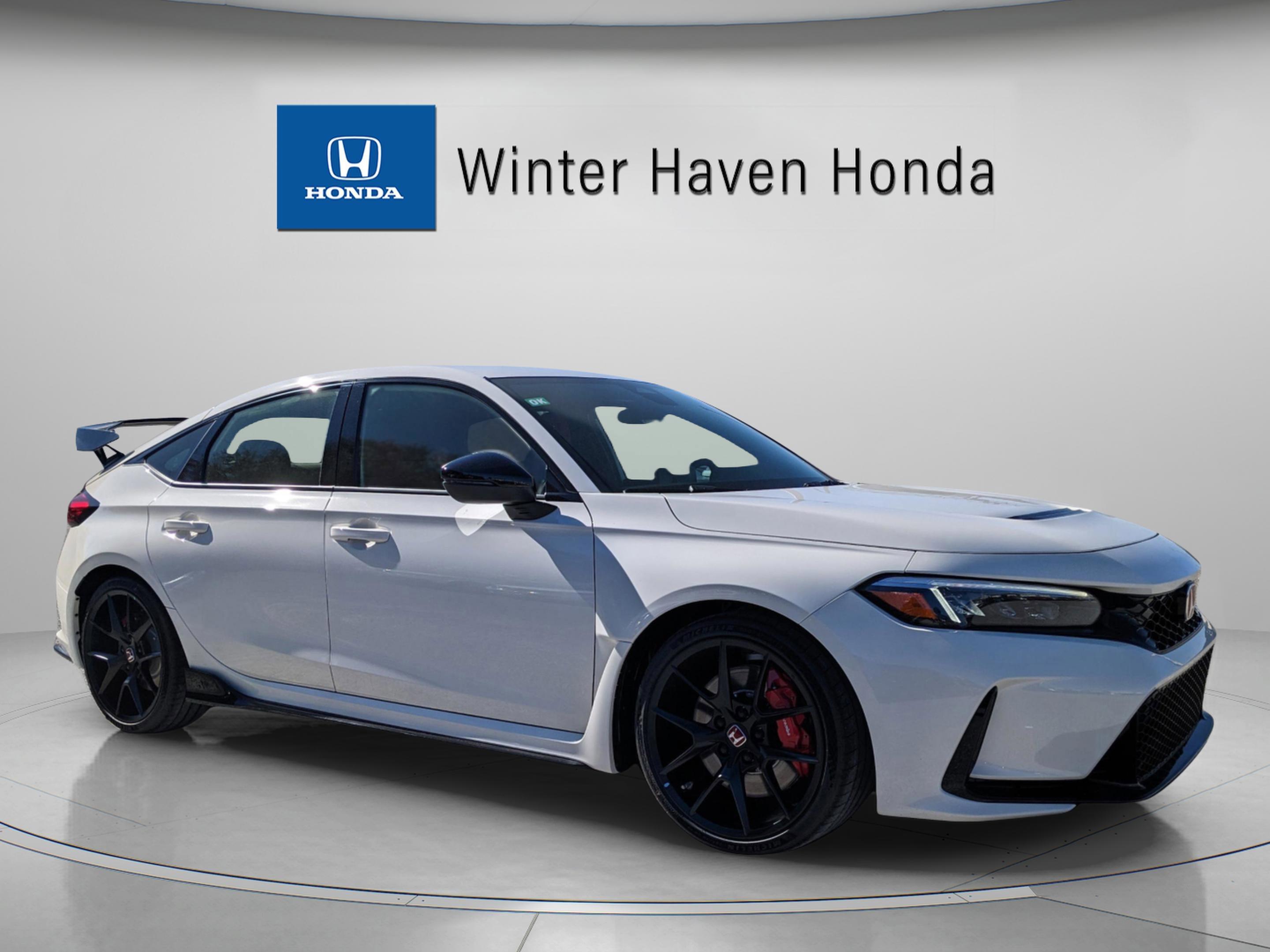 Honda Civic Type R - Thumbnail 2