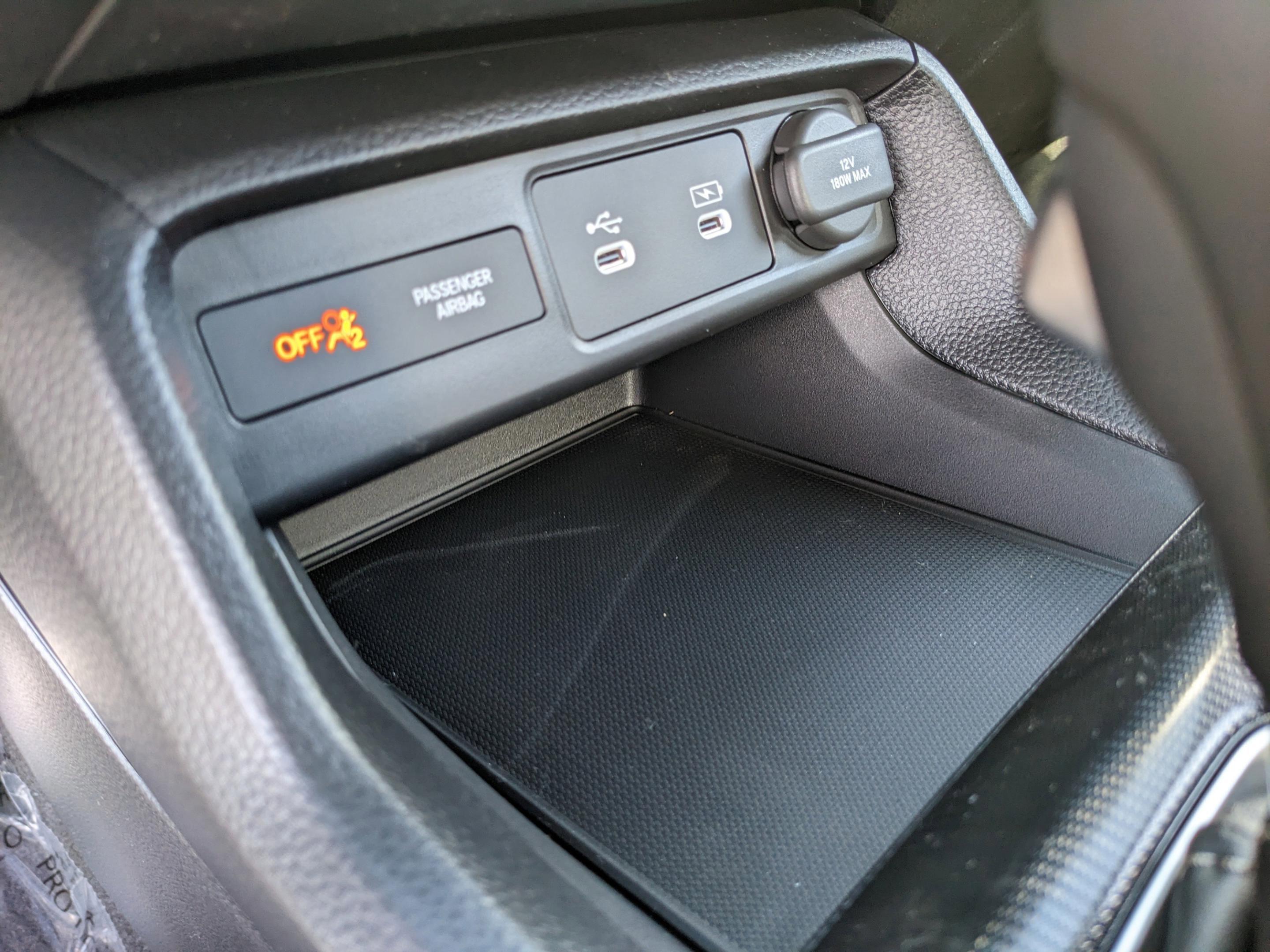 Honda Civic Sedan Sport - Thumbnail 19