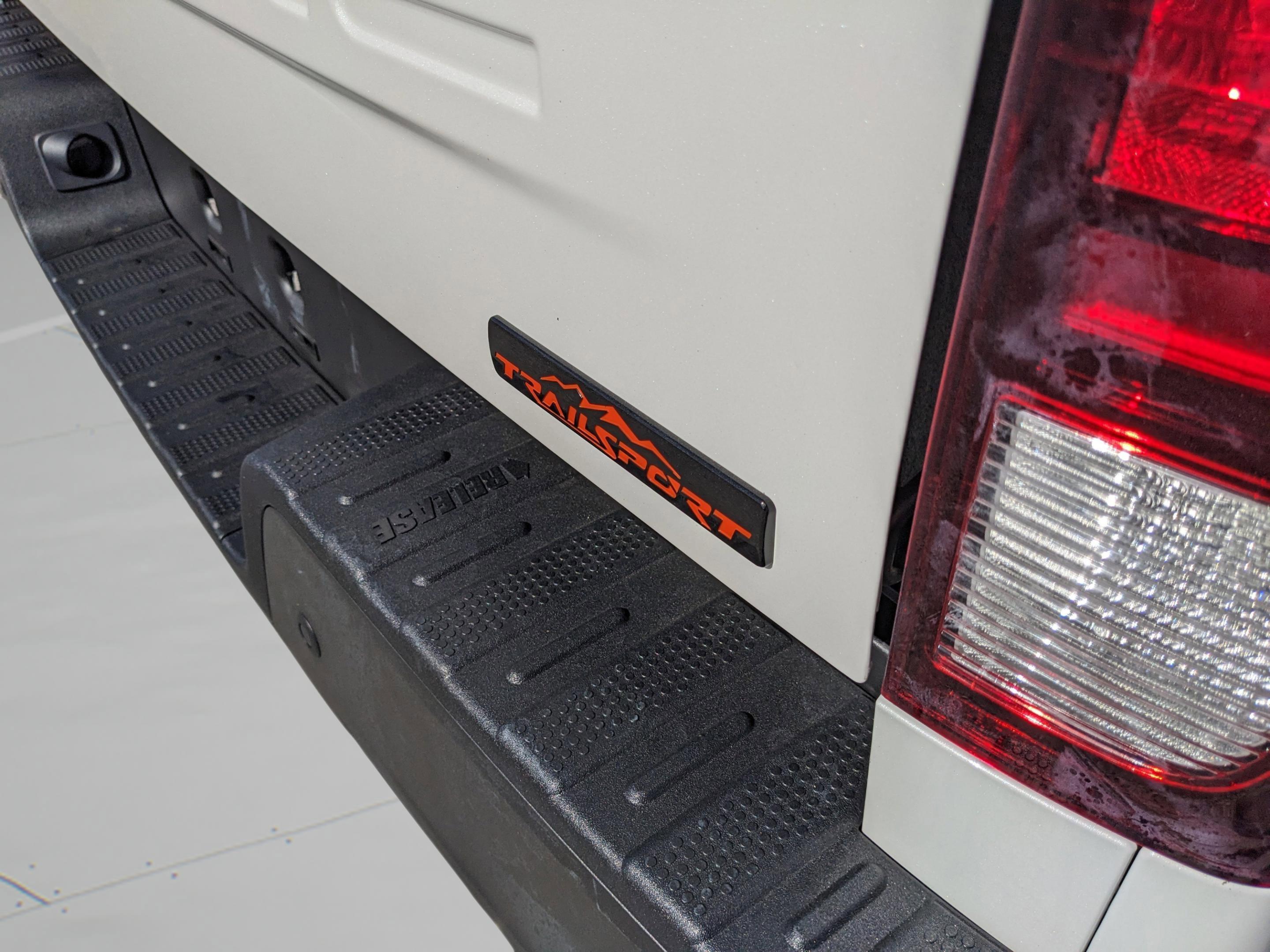 Honda Ridgeline Trailsport - Thumbnail 12