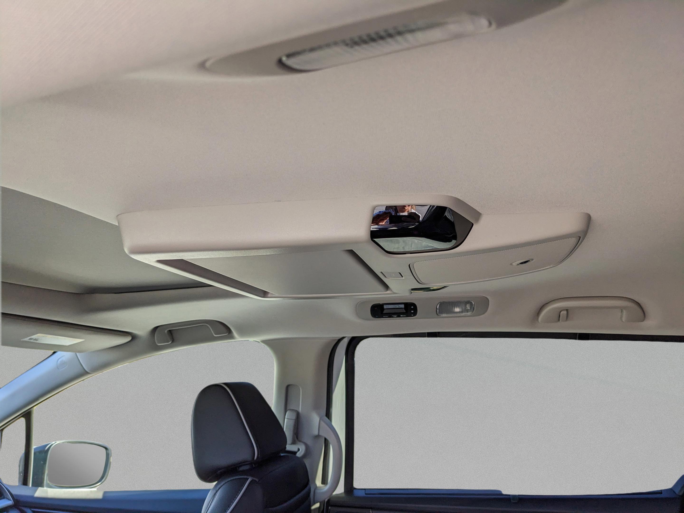 Honda Odyssey Touring - Thumbnail 16