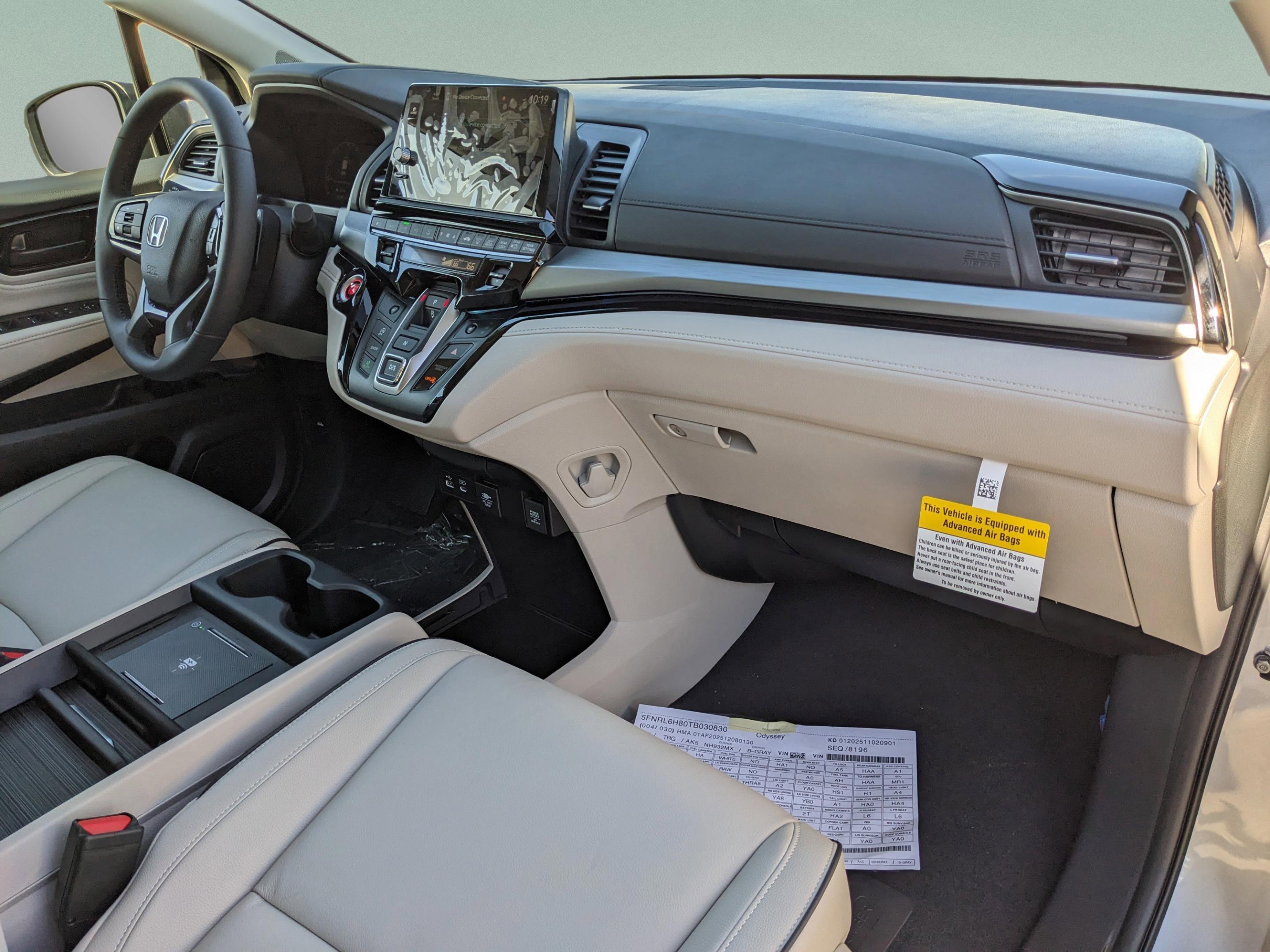 Honda Odyssey Touring - Thumbnail 9