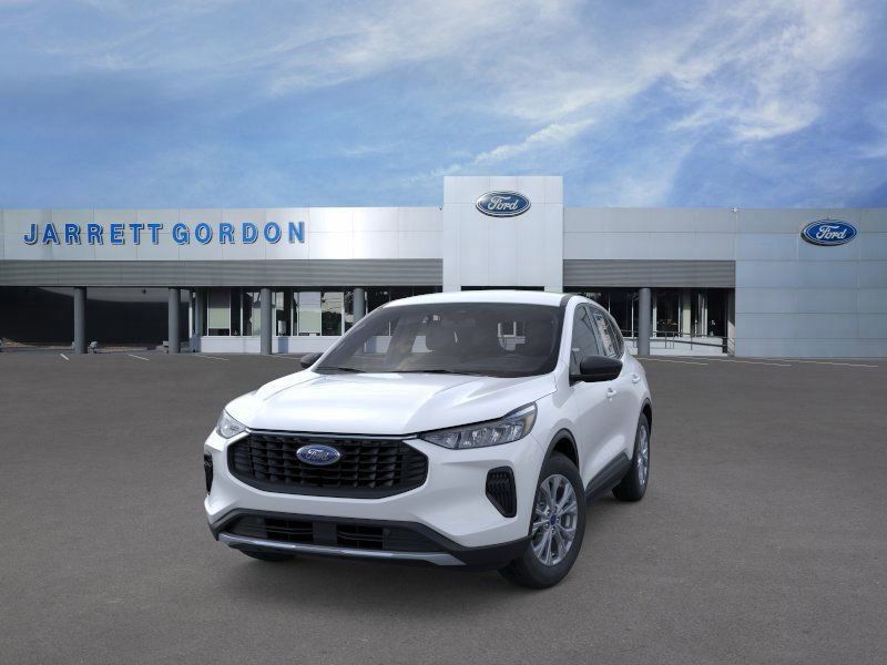 Ford Escape - Thumbnail 2