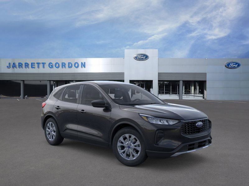 Ford Escape - Thumbnail 7