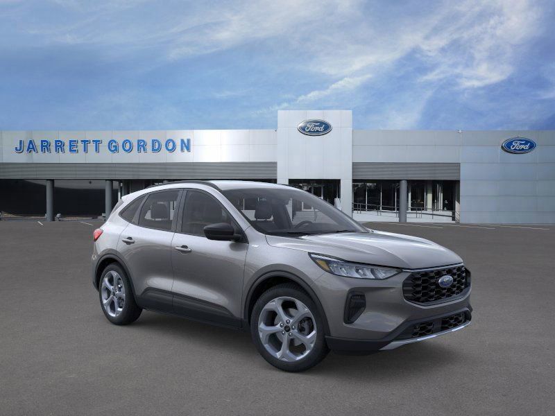 Ford Escape - Thumbnail 7