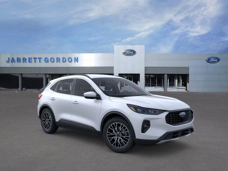 Ford Escape - Thumbnail 7