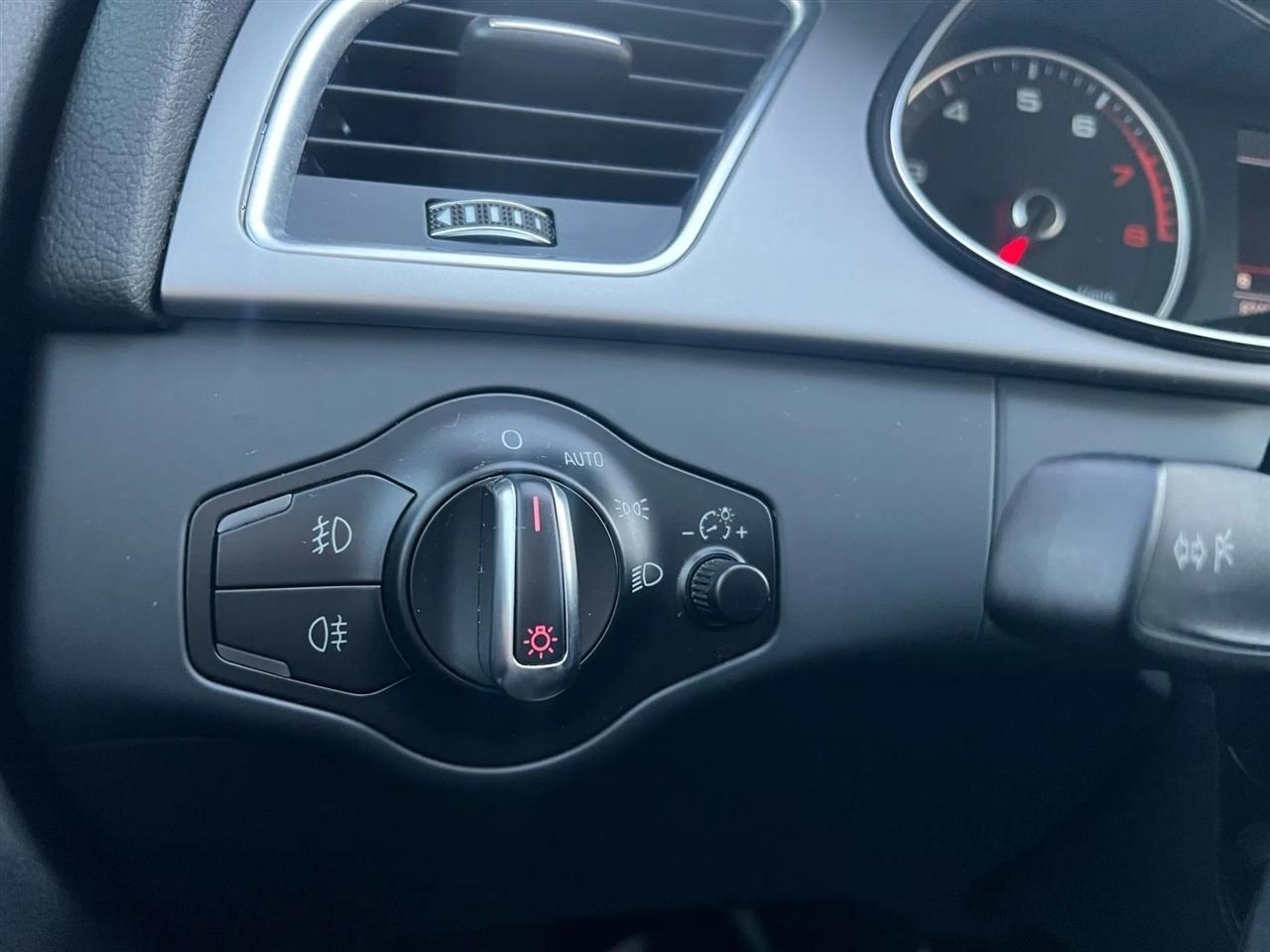 Audi A42.0 T Sedan Fronttrak Multitronic - Thumbnail 18