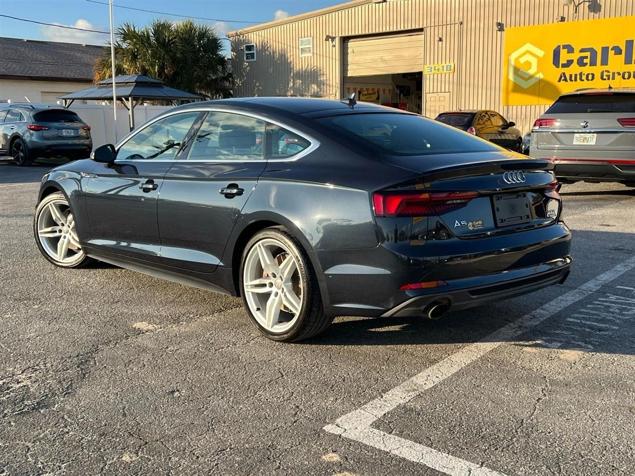 Audi A5Premium Plus S-Line Sportback Quattro - Thumbnail 5