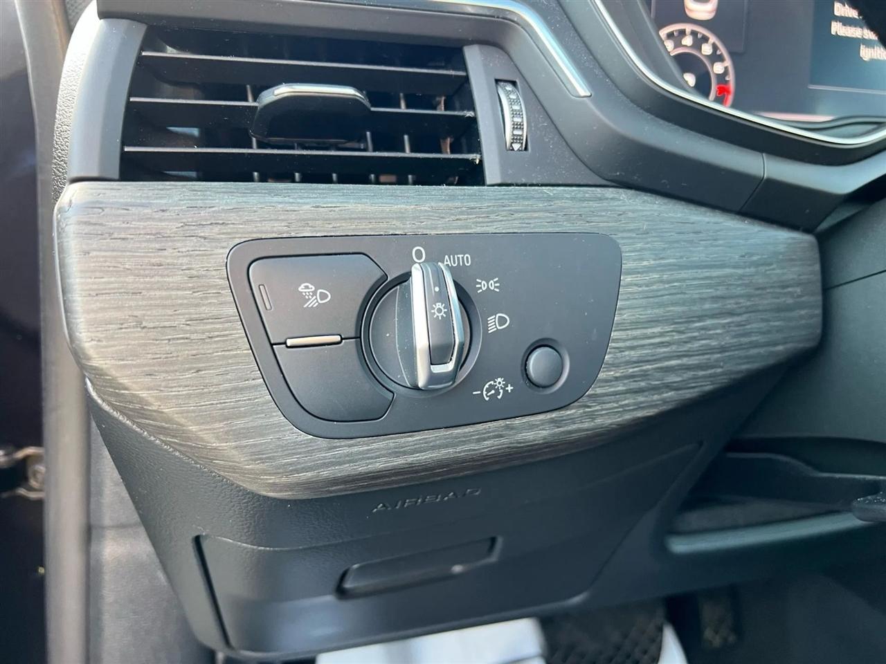 Audi A5Premium Plus S-Line Sportback Quattro - Thumbnail 17