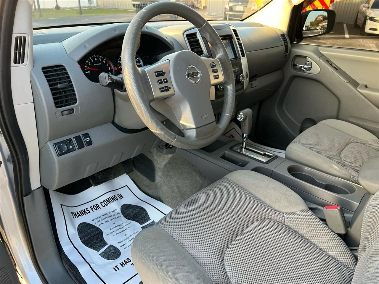 Nissan Frontiersv Crew Cab 2Wd - Thumbnail 10