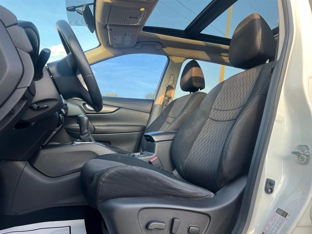 Nissan Roguesv 2Wd - Thumbnail 10