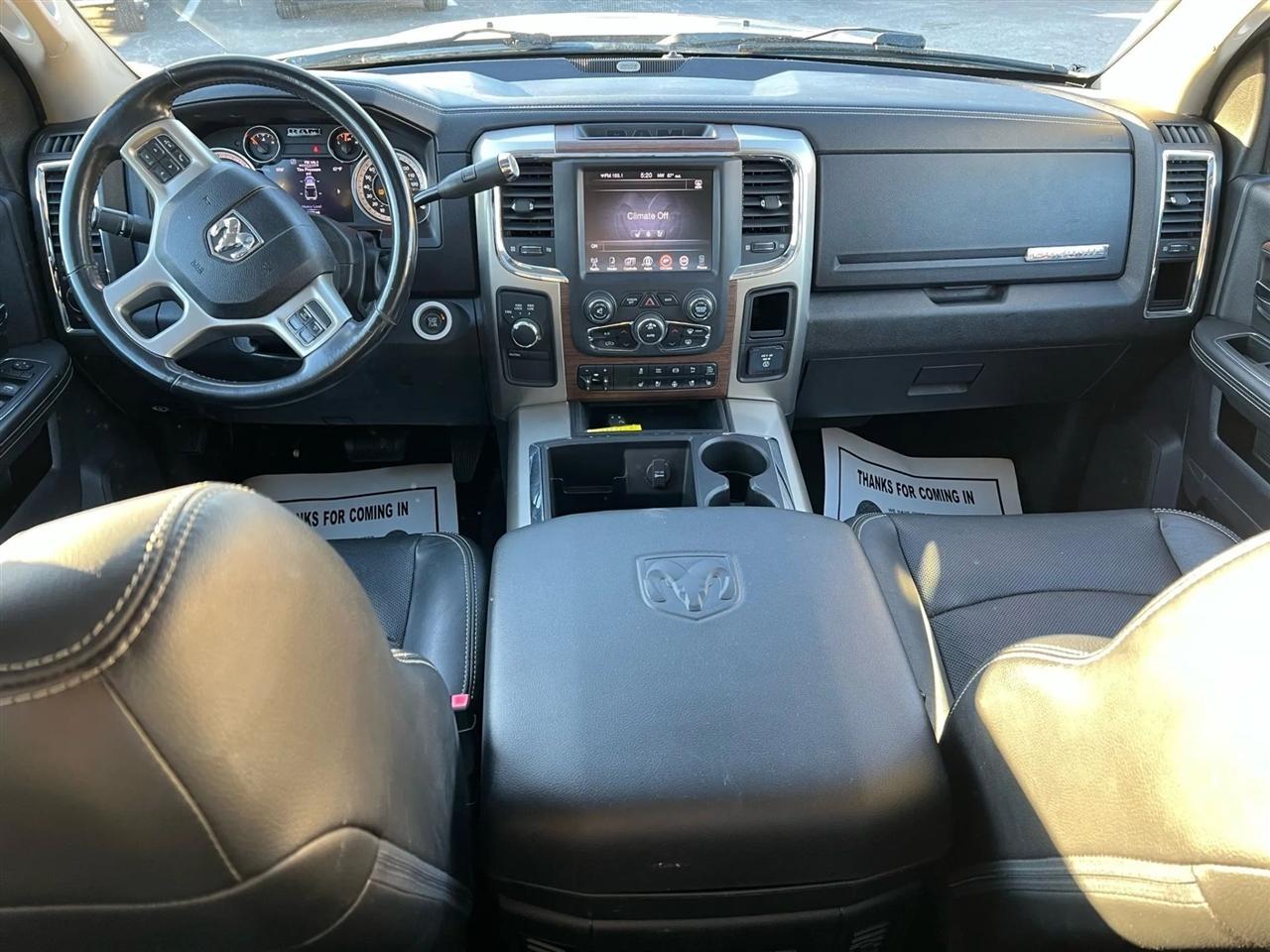 Ram 2500Laramie Crew Cab Swb 4Wd - Thumbnail 16