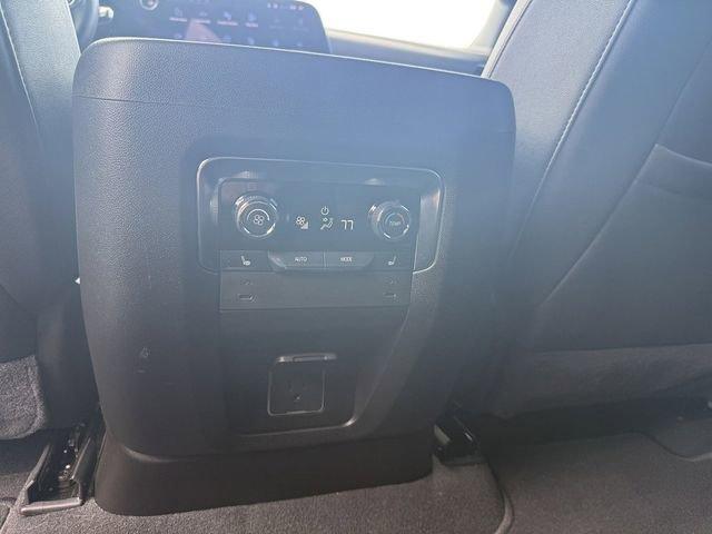 Chevrolet Tahoe High Country - Thumbnail 14