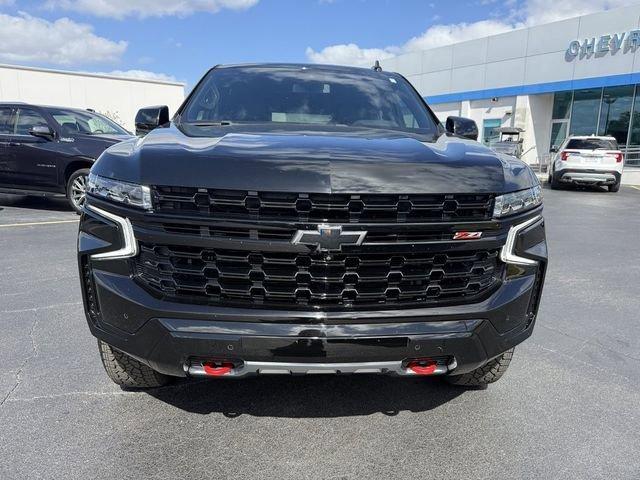 Chevrolet Suburban Z71 - Thumbnail 3