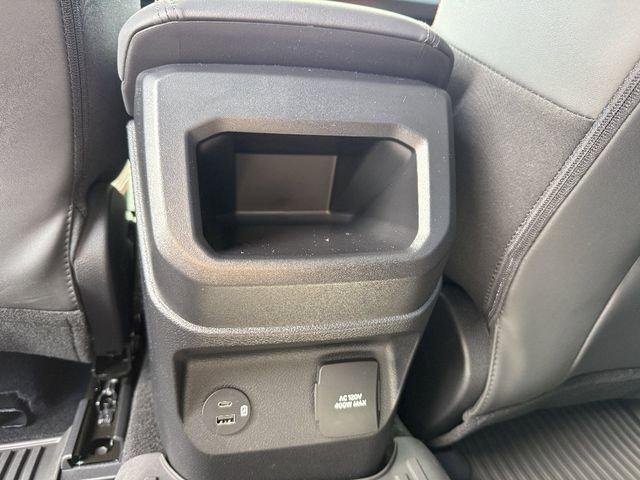 Ford Ranger Raptor - Thumbnail 14