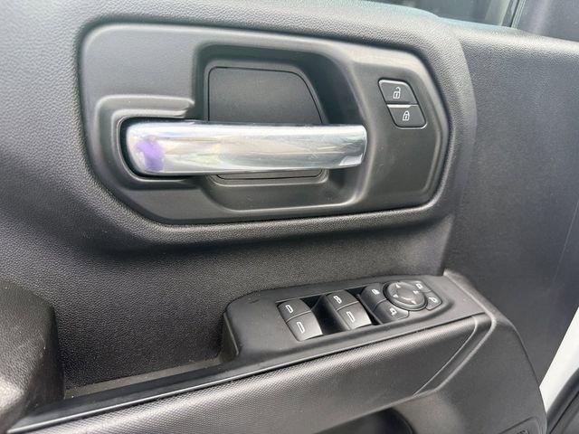 Chevrolet Silverado 2500 Hd Custom - Thumbnail 16