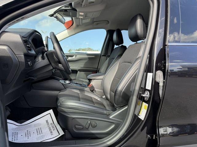 Ford Escape Plug-In Hybrid Base - Thumbnail 16