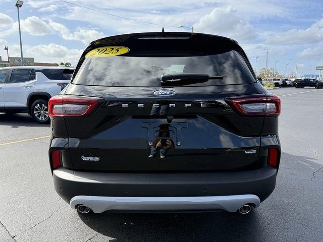 Ford Escape Plug-In Hybrid Base - Thumbnail 7