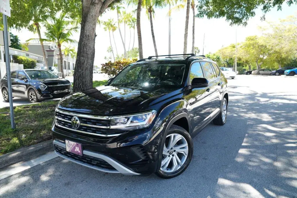 Volkswagen Atlas Se W/Tech Pkg Sport Utility 4D - View 1