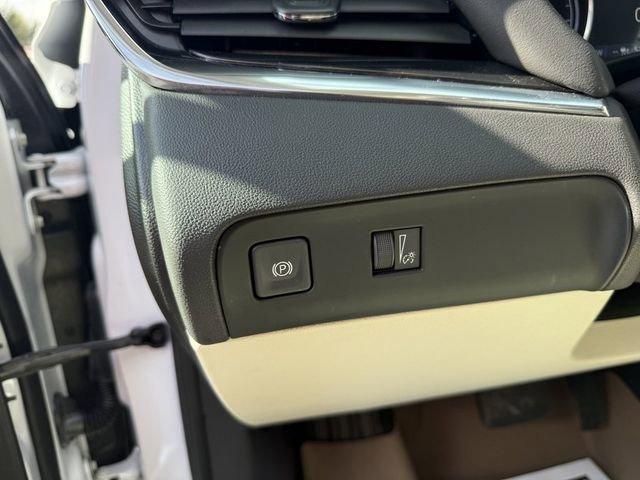 Buick Enclave Essence - Thumbnail 18