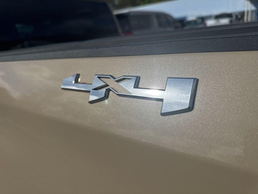 Gmc Sierra 1500 Elevation - Thumbnail 17