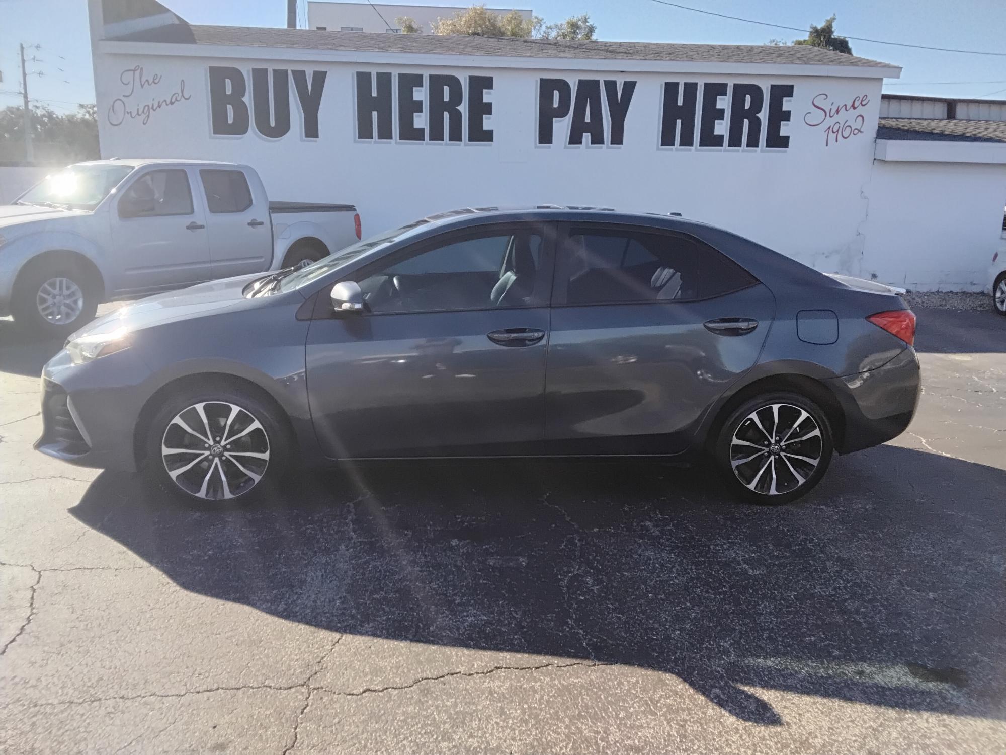 Toyota Corolla Se Cvt - View 1