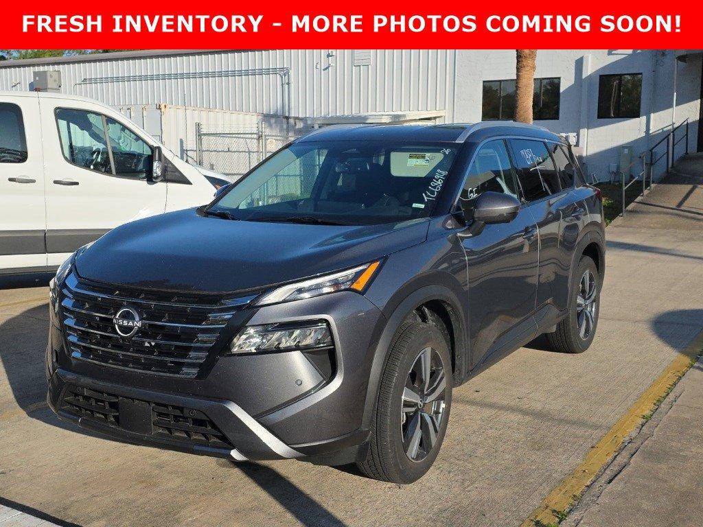 Nissan Rogue - View 1