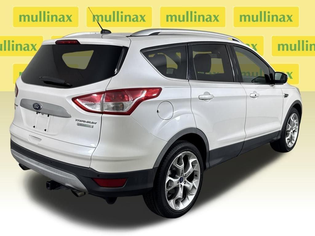 Ford Escape Titanium - Thumbnail 5