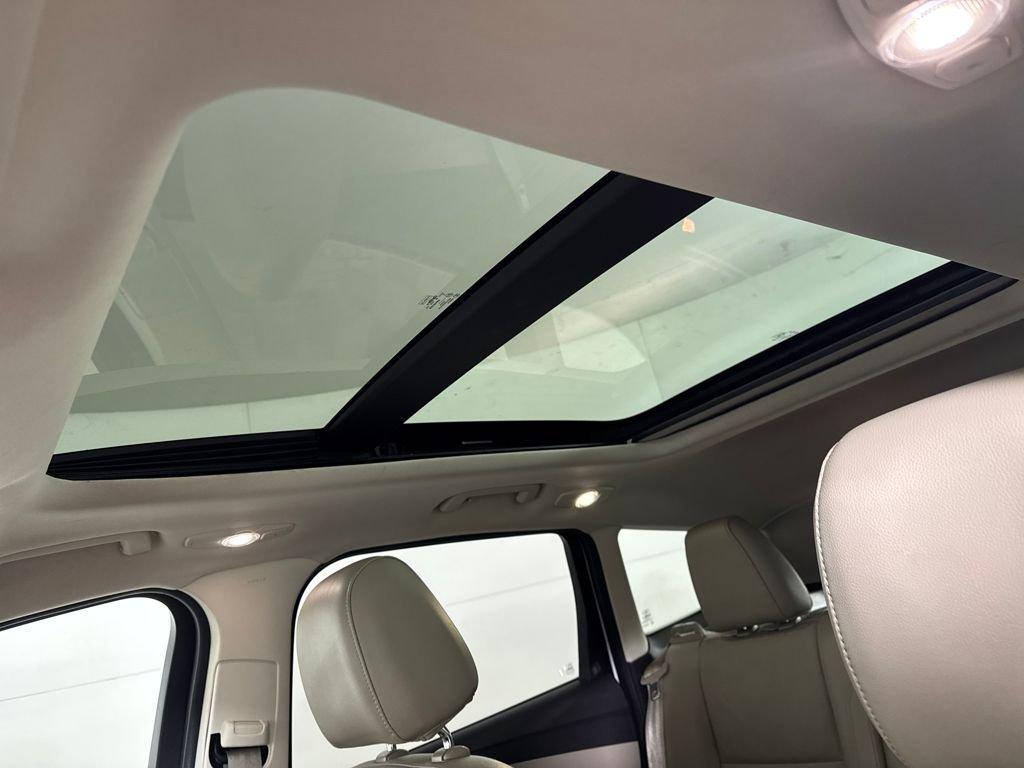 Ford Escape Titanium - Thumbnail 11