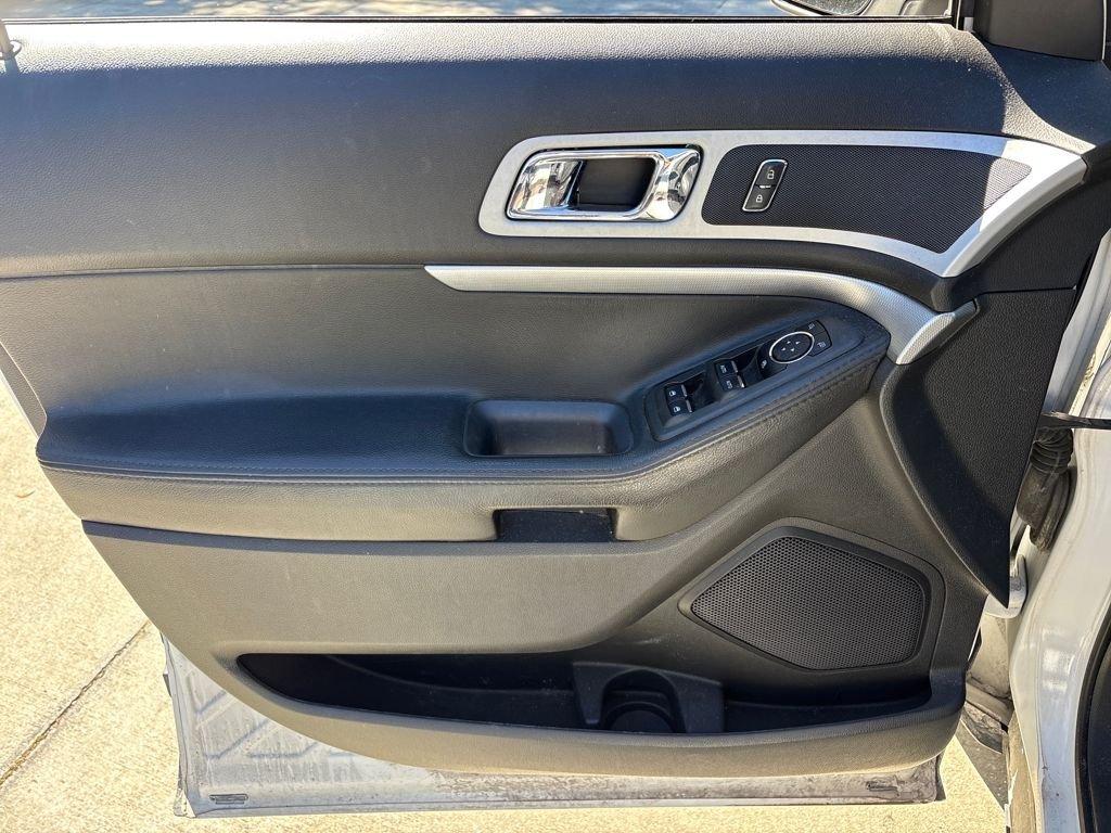 Ford Explorer Xlt - Thumbnail 18