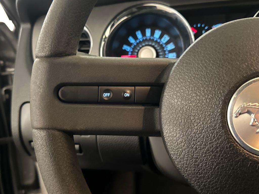 Ford Mustang V6 - Thumbnail 19