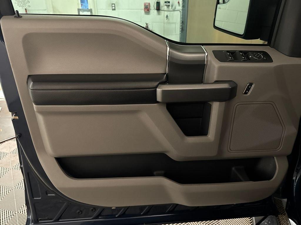 Ford F-150 Xlt - Thumbnail 17