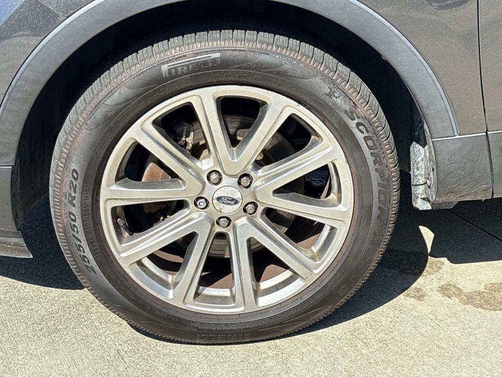 Ford Explorer Limited - Thumbnail 12