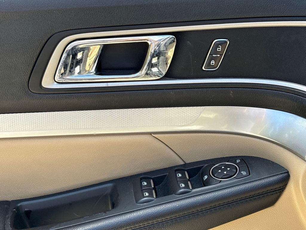 Ford Explorer Xlt - Thumbnail 17