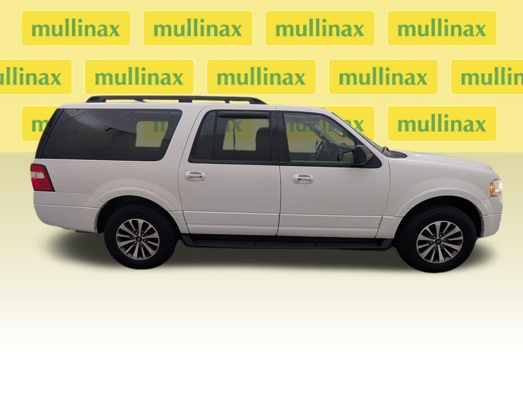 Ford Expedition El Xlt - Thumbnail 3