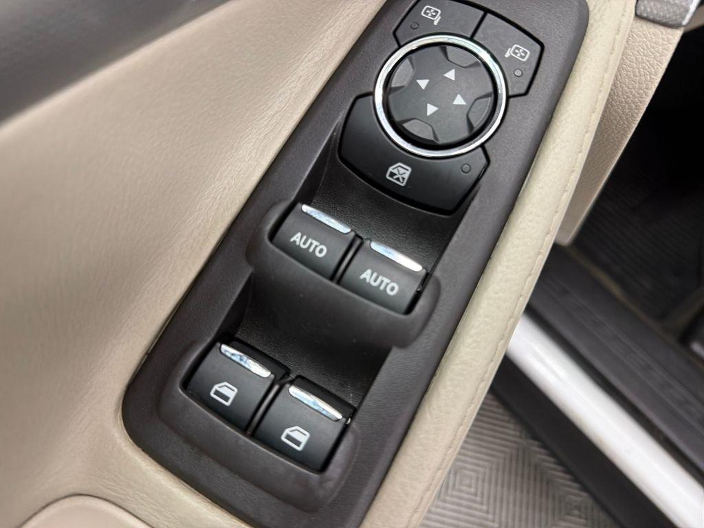 Ford Explorer Xlt - Thumbnail 16