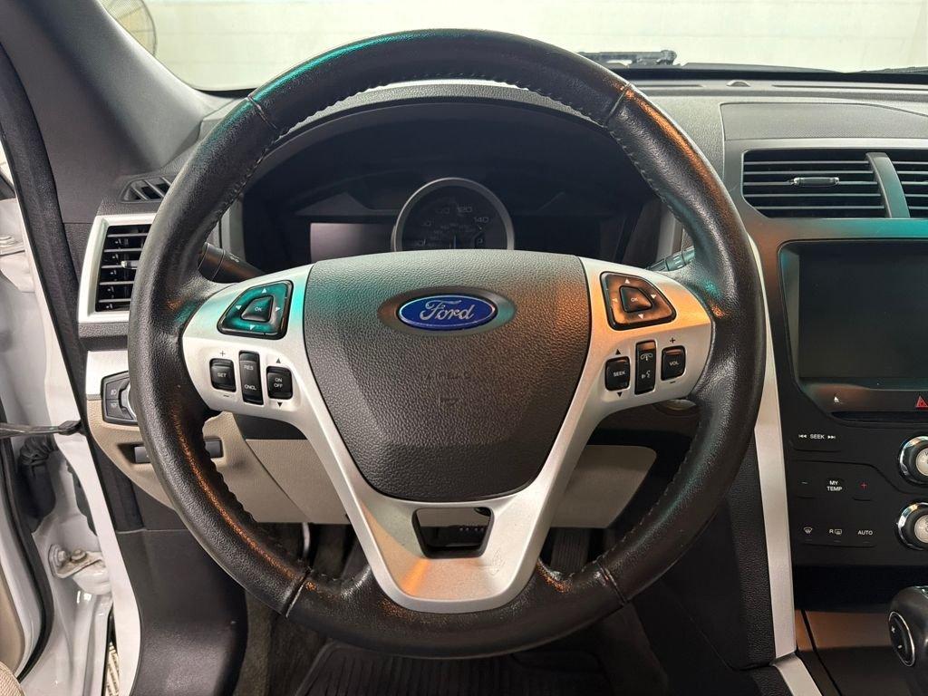 Ford Explorer Xlt - Thumbnail 17