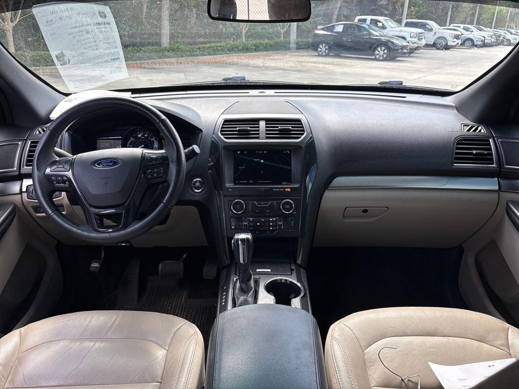 Ford Explorer Xlt - Thumbnail 8