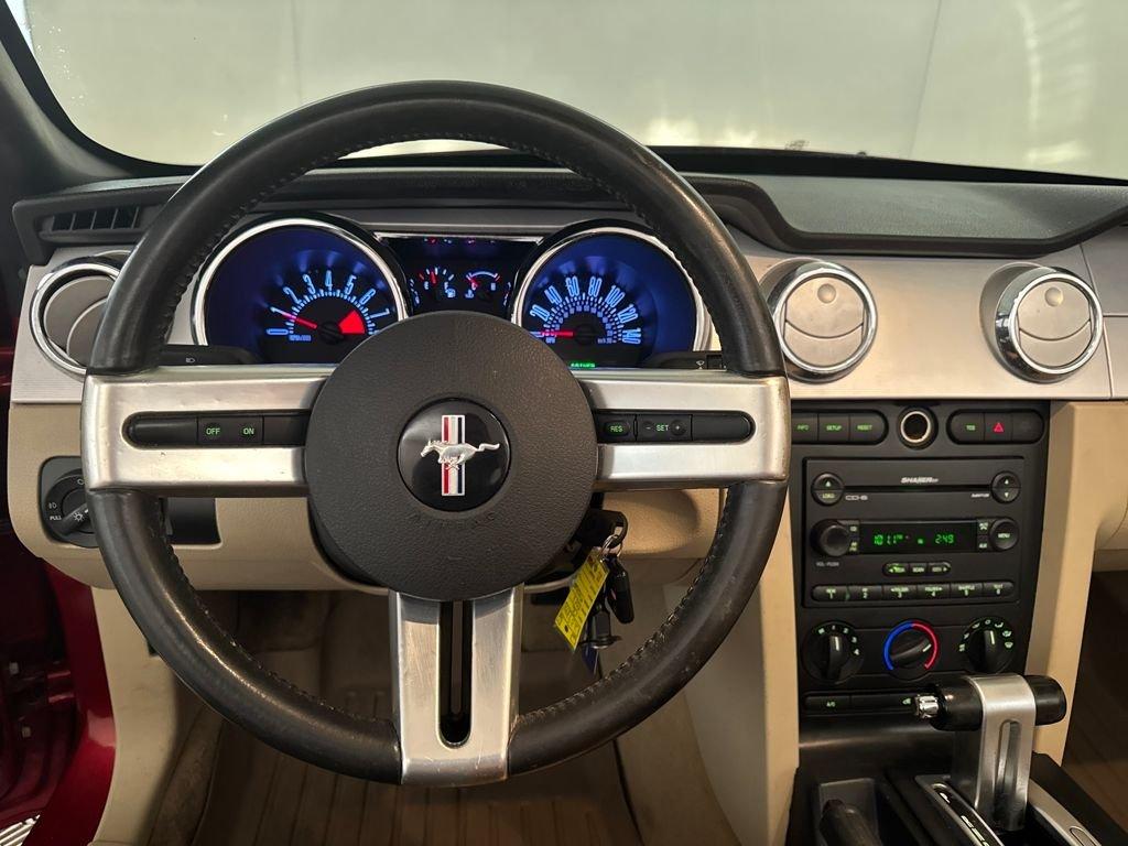 Ford Mustang Gt Premium - Thumbnail 8