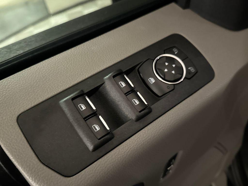 Ford F-150 Xl - Thumbnail 18