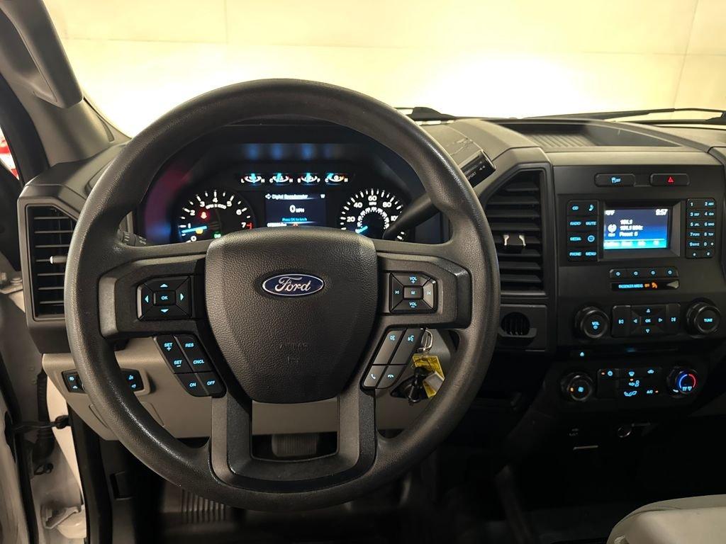 Ford F-150 Xl - Thumbnail 8