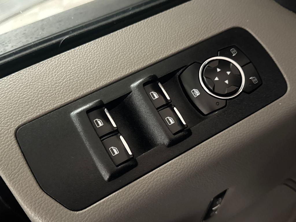 Ford F-150 Xl - Thumbnail 17