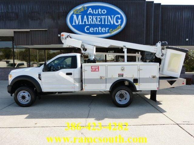 Ford Super Duty F-450 DRW Cab-Chassis 6.8L V10 GAS*XL*2WD*DRW*REGULAR CAB*30FT. "ALTEC" AT200A  - View 1