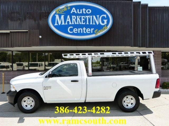 Ram 1500 Classic 3.6L V6 GAS*TRADESMAN 4X4 REG CAB 8' BOX*TOW PACKAGE*LADDER RACK - View 1