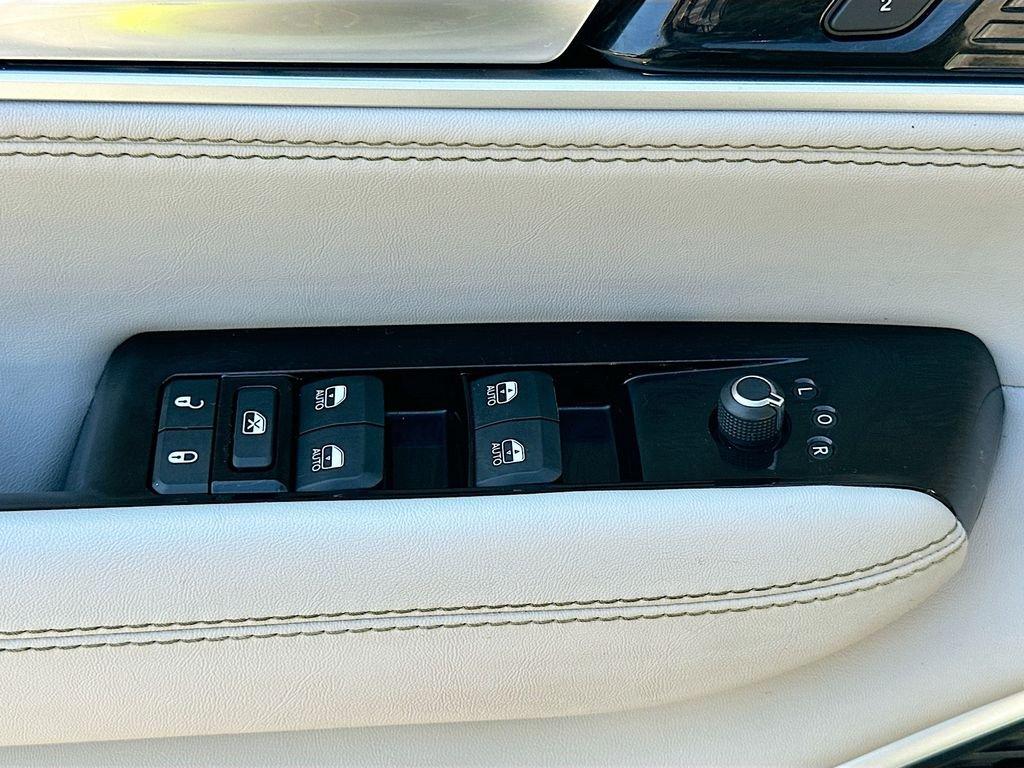 Jeep Wagoneer Series Iii - Thumbnail 19