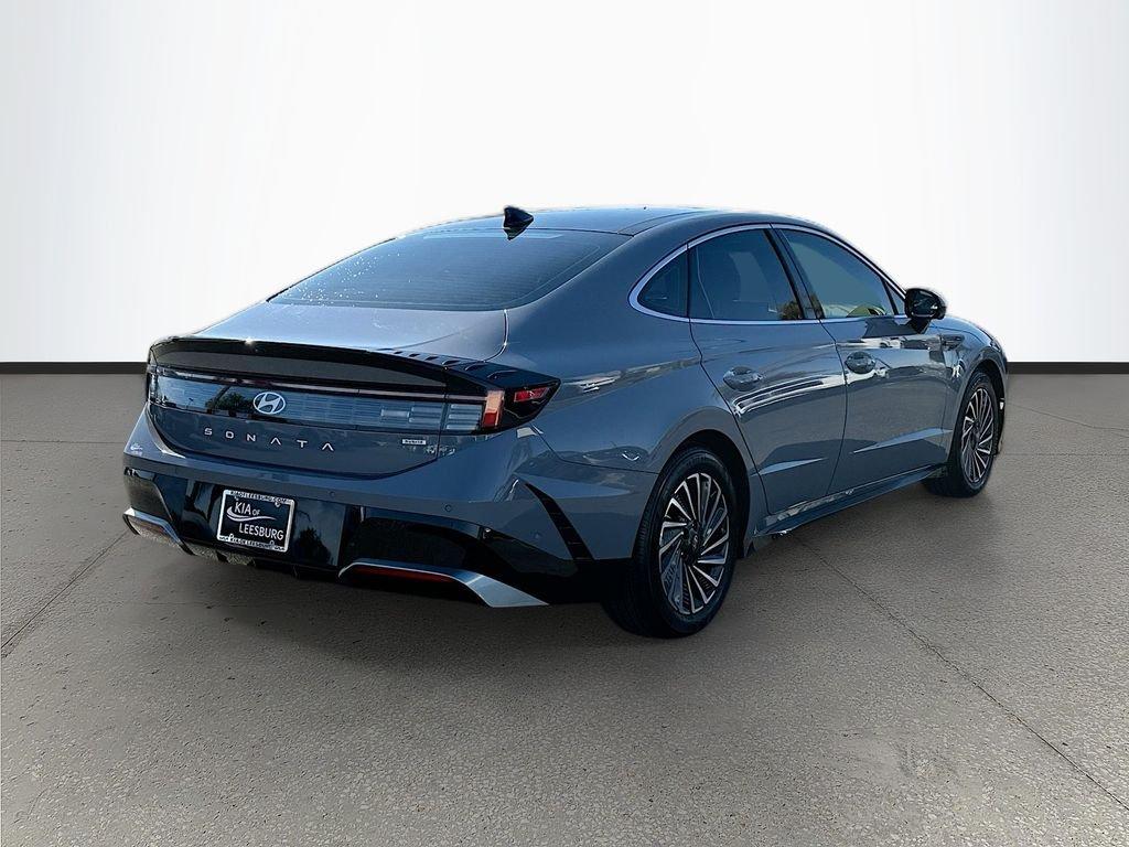 Hyundai Sonata Hybrid Limited - Thumbnail 8