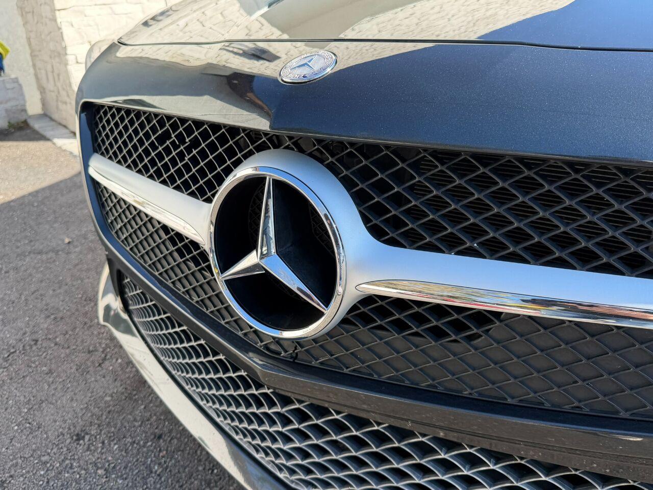 Mercedes-Benz SL-Class - Thumbnail 5