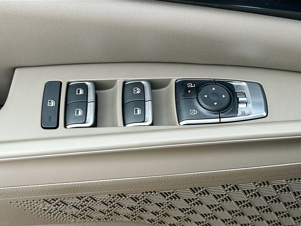 Kia Carnival Mpv Lxs - Thumbnail 15