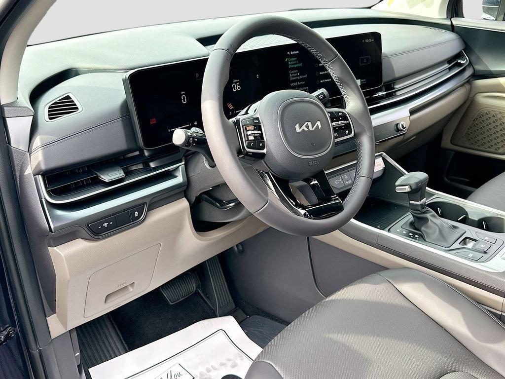 Kia Carnival Mpv Lxs - Thumbnail 6