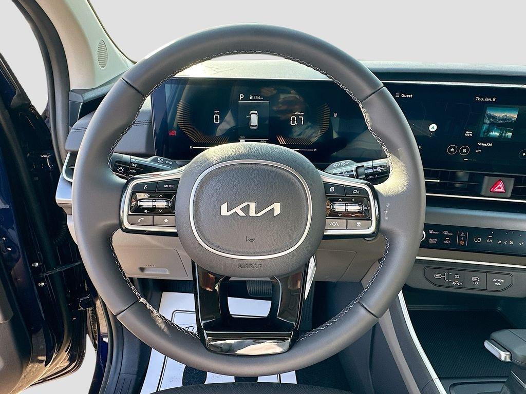 Kia Carnival Mpv Lxs - Thumbnail 12