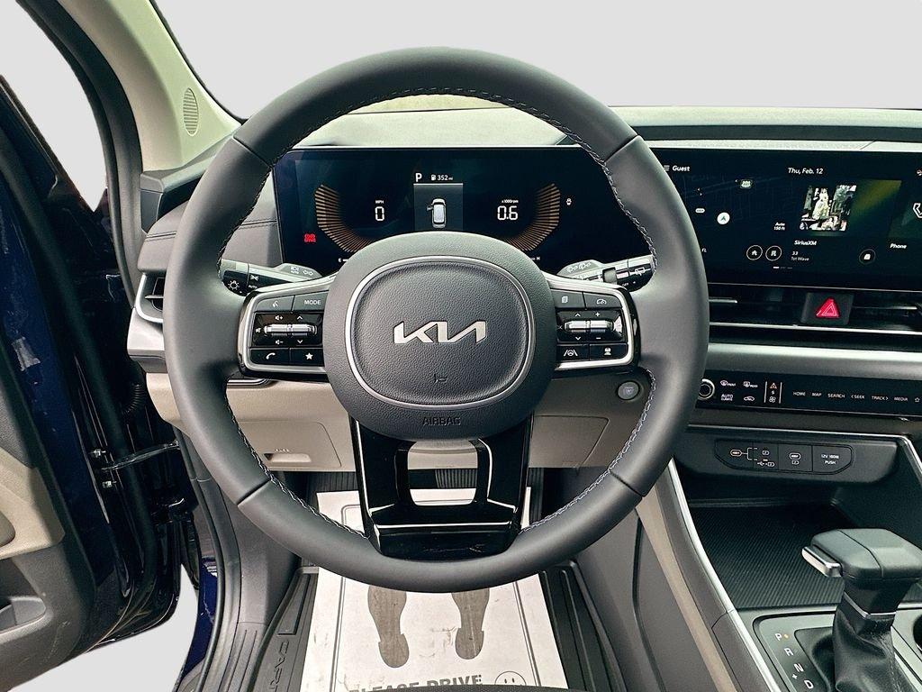 Kia Carnival Mpv Lxs - Thumbnail 12